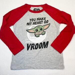 Star Wars Baby Yoda Valentines Day Raglan